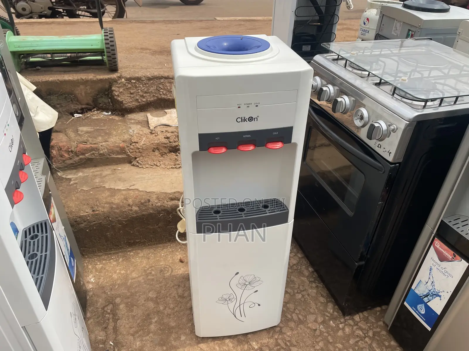 Cream Clikon Water Dispenser