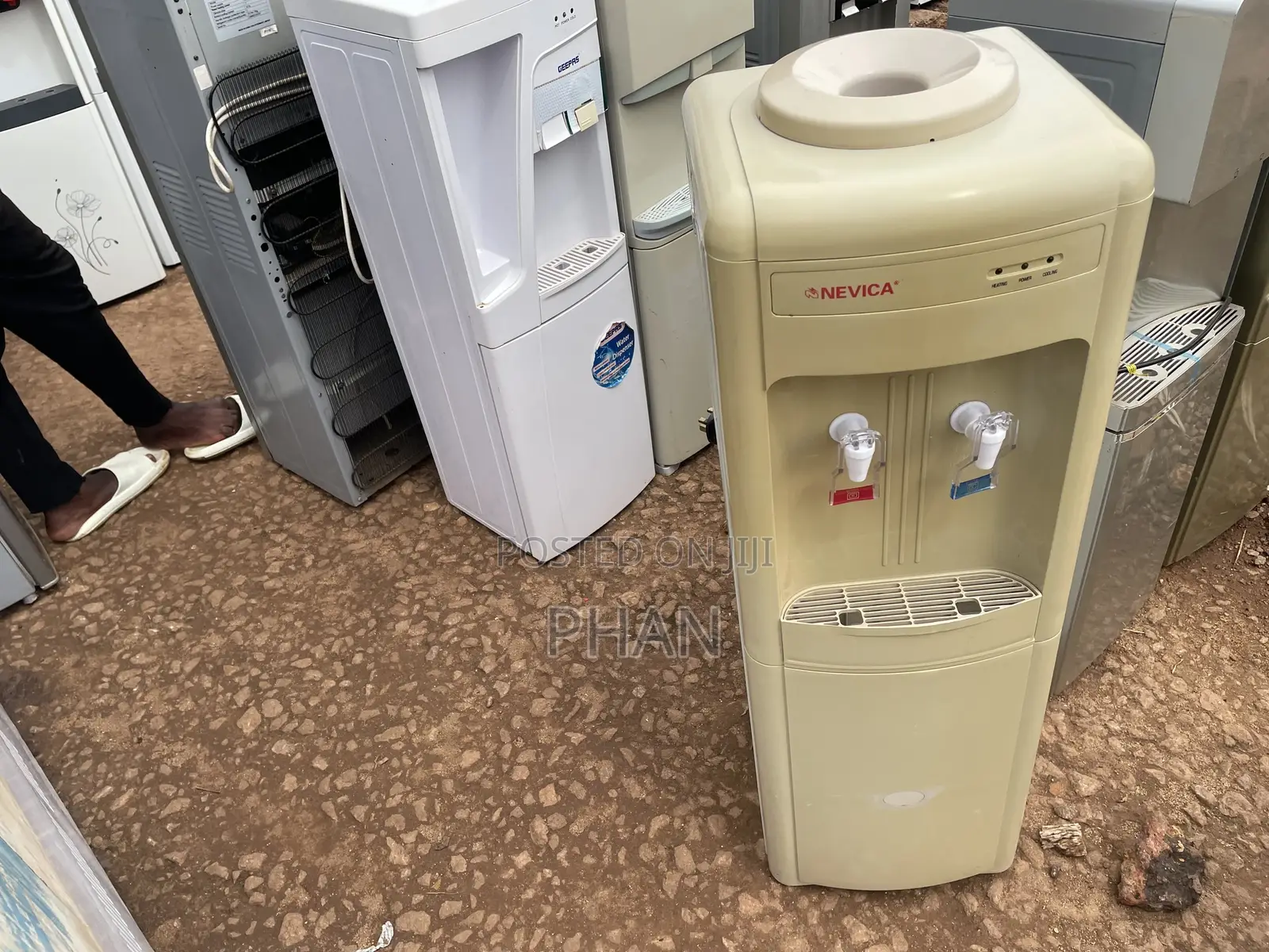 Nevica Water Dispenser