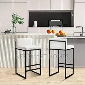 Photo - Island Stool Masters