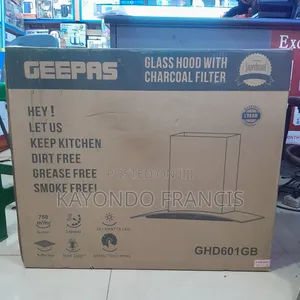 Photo - Geepas Glasshood and Charcoal Filter/Geepas Glass Chimney