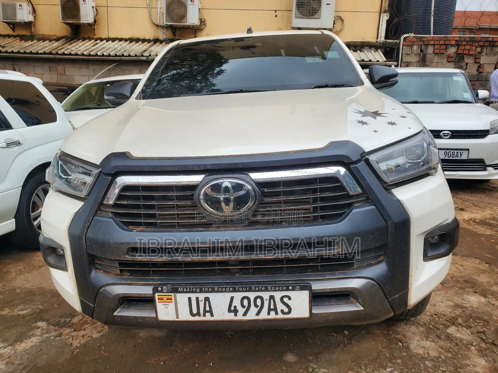 Toyota Hilux 2020 White