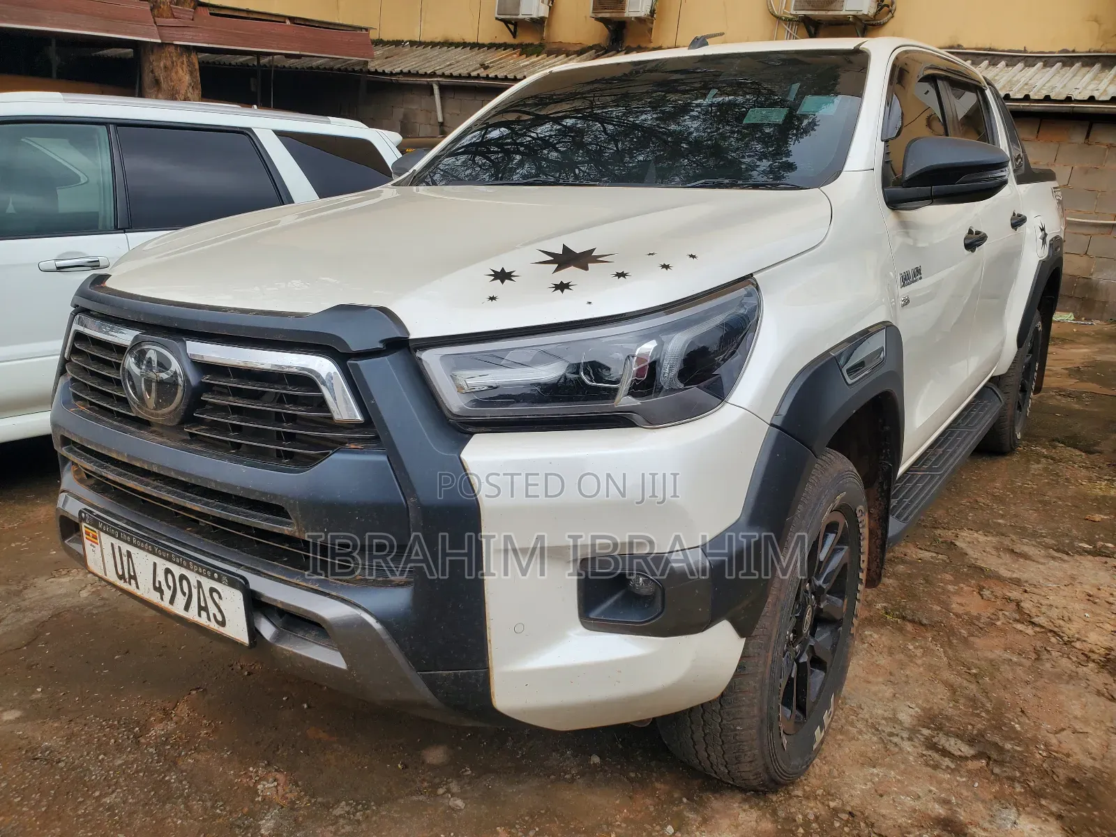 Toyota Hilux 2020 White