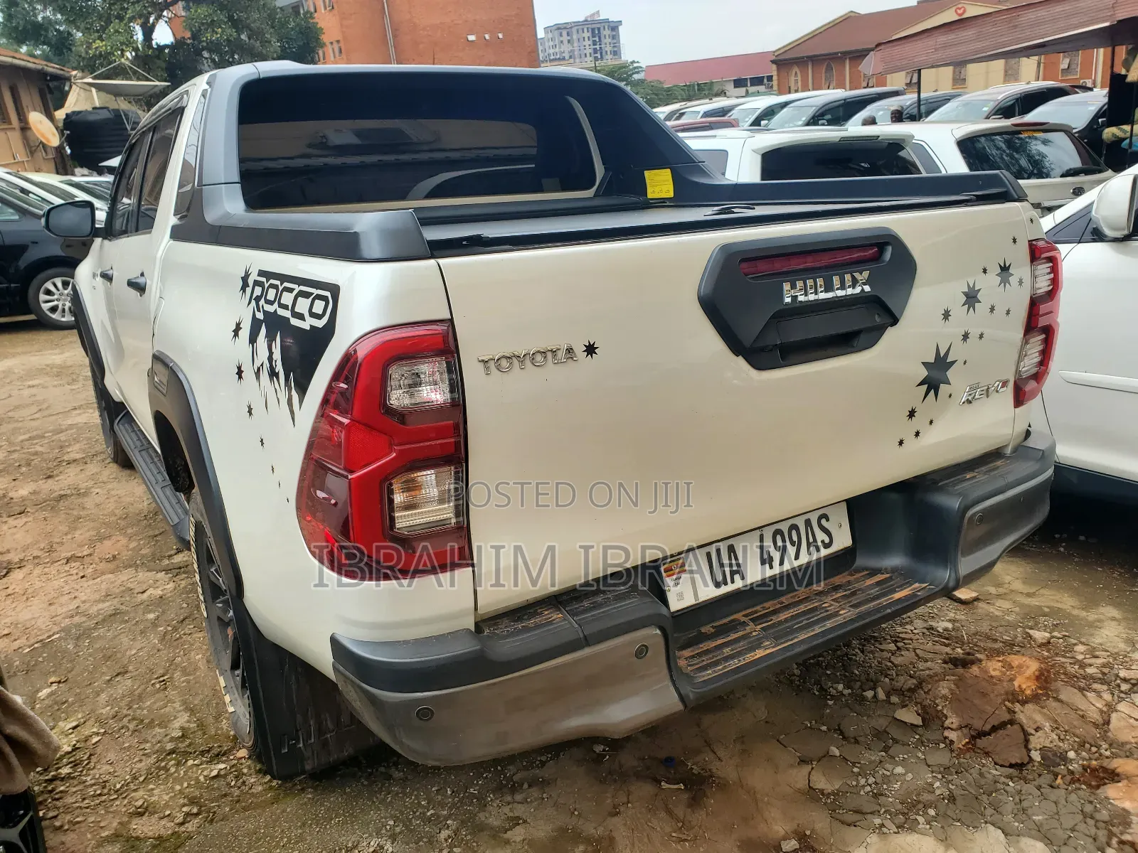 Toyota Hilux 2020 White