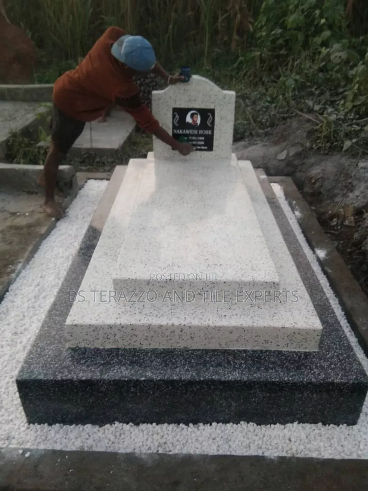 Terrazo Grave Construction