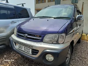 Photo - Toyota Noah 2.0 AWD (8 Seater) 2001 Blue
