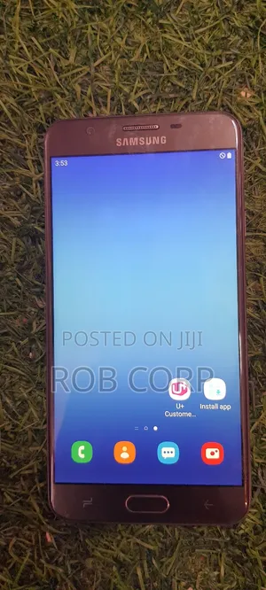 Photo - New Samsung Galaxy J7 Prime 32 GB Gold