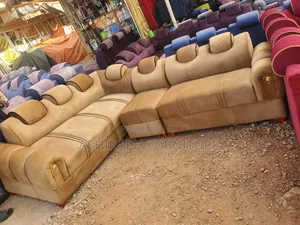 Photo - Six Siter Modern L Sofa Set