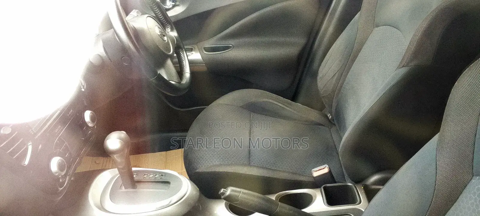 Toyota Sienta 1.5 Hybrid FWD 2015 Green