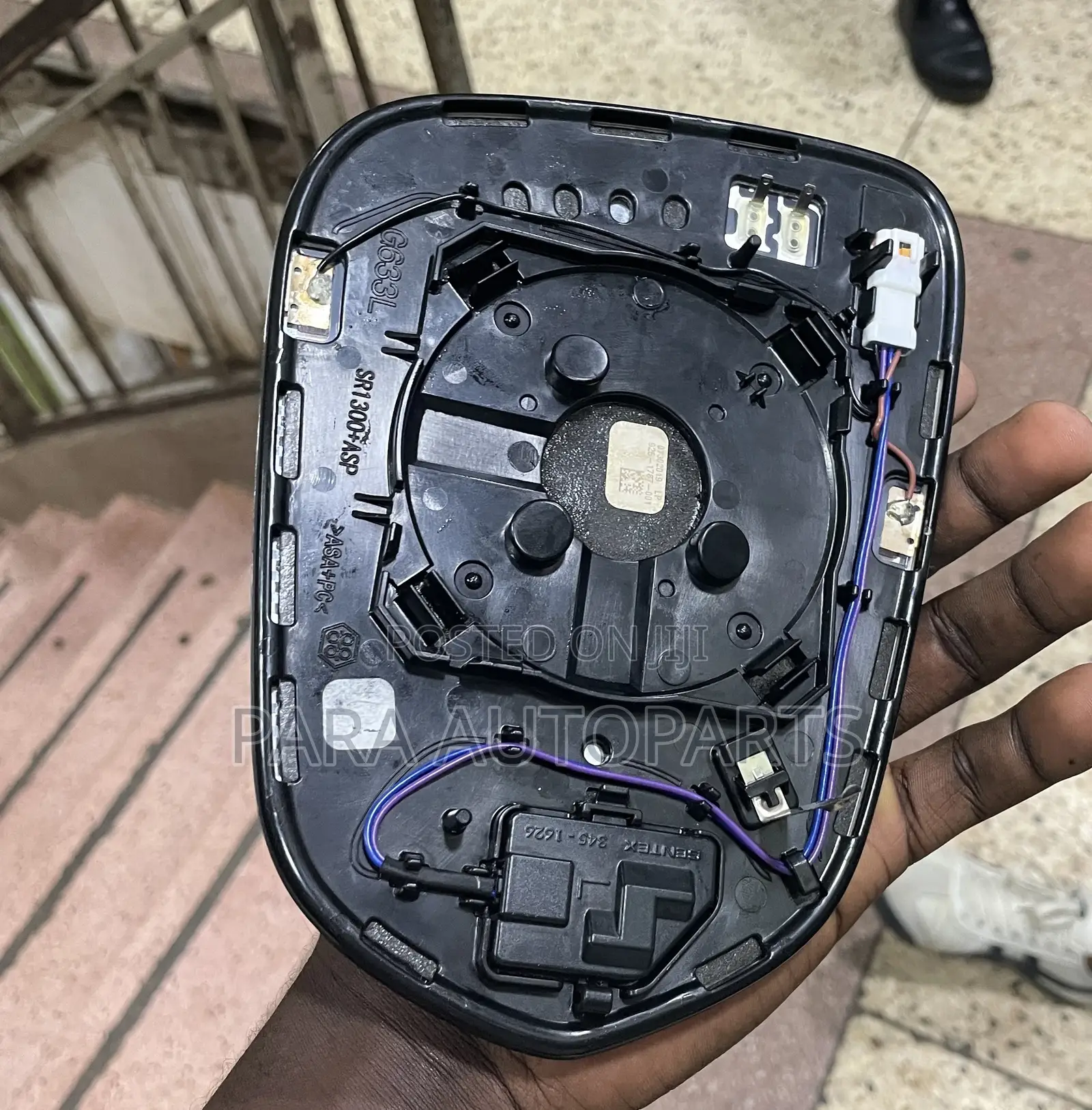 Side Mirror Plate Lexus