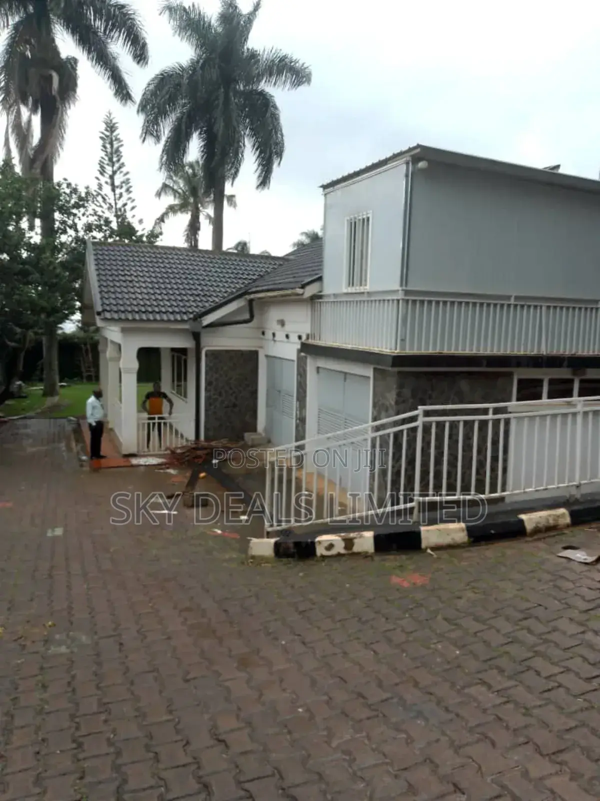 5bdrm Duplex in Naguru, Nakawa for rent
