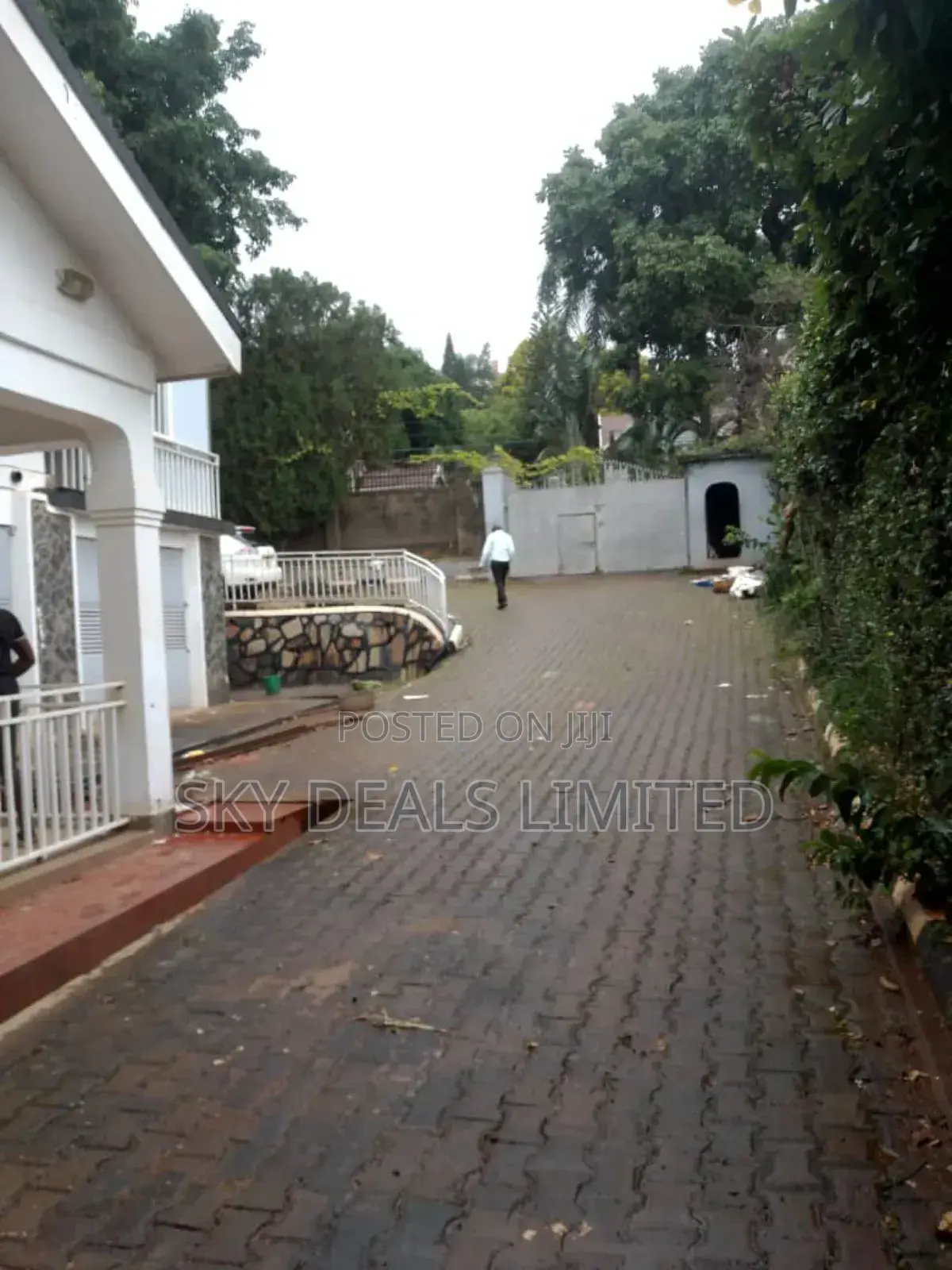 5bdrm Duplex in Naguru, Nakawa for rent
