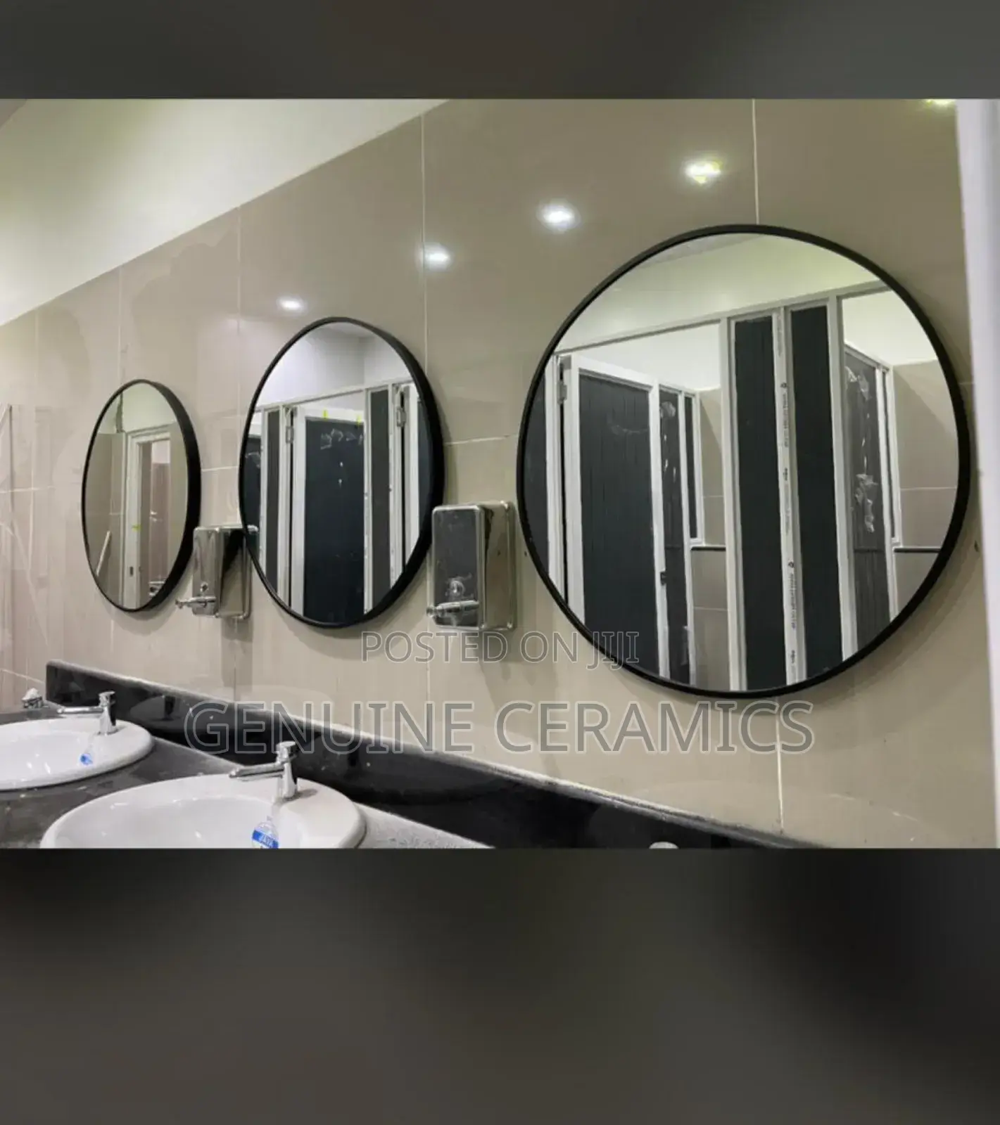 Round Mirrors