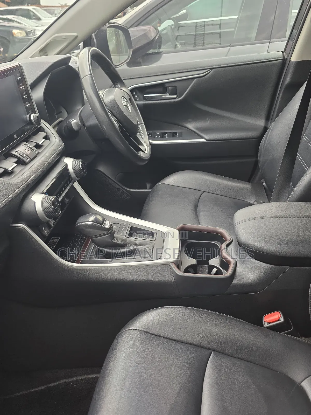 Toyota RAV4 Limited AWD 2020 Gray