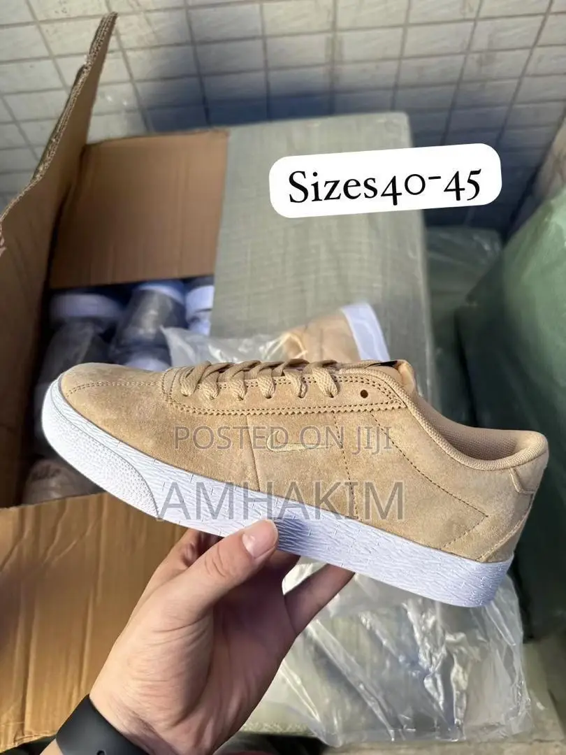 Men's Classic Suede Nike Bruin Sb Sneakers in Stock