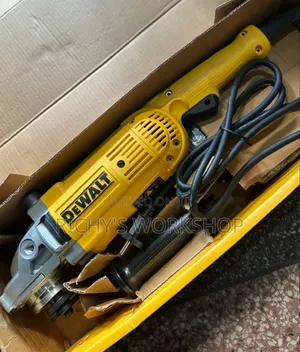 Grinder Dewalt 9 Inch