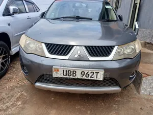 Photo - Mitsubishi Outlander 2008 Gray