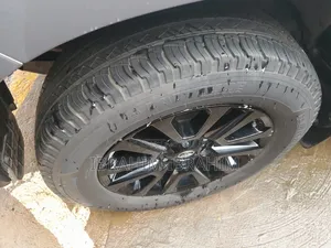 Toyota Land Cruiser Prado 2022 Silver