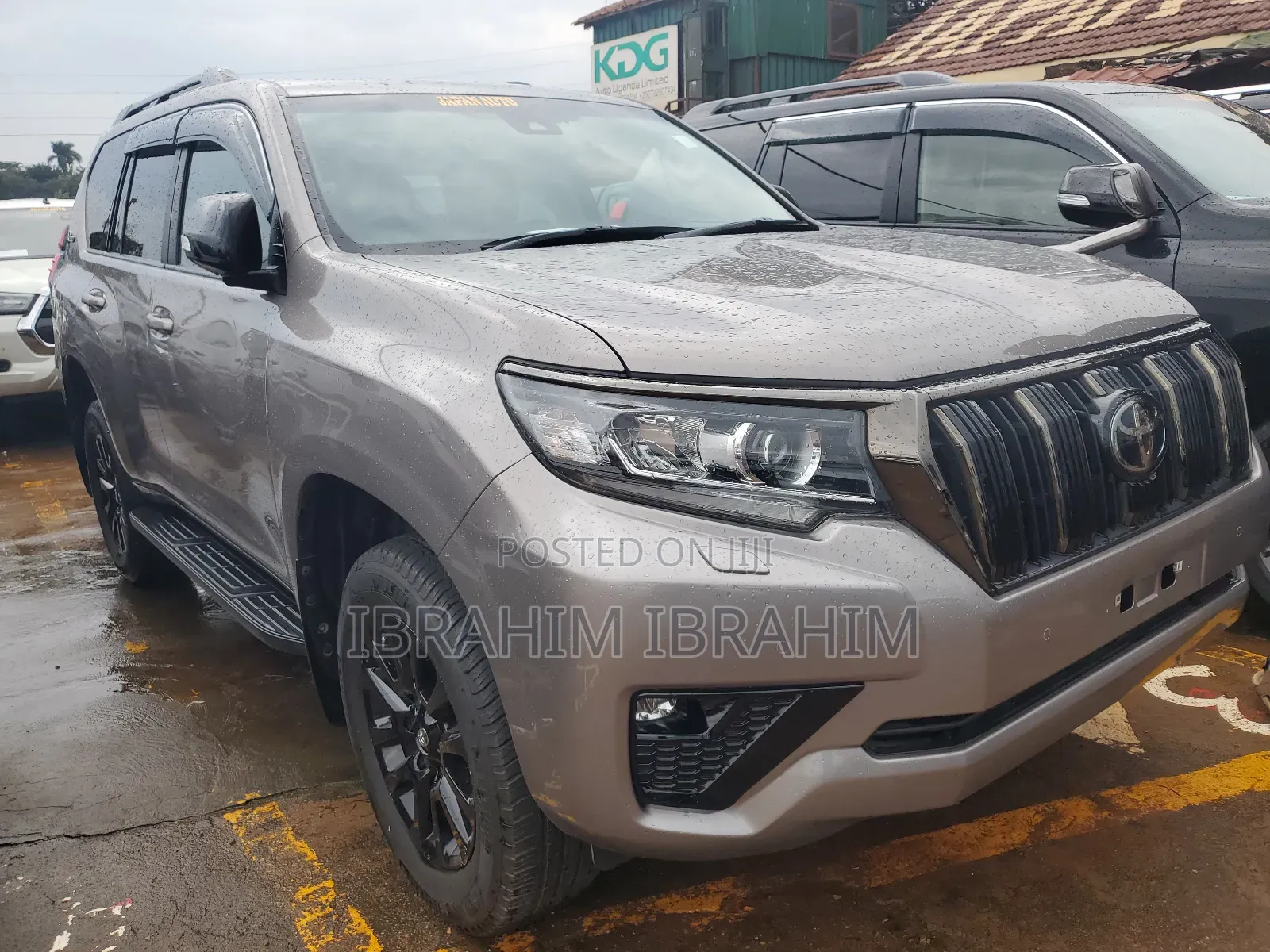 Toyota Land Cruiser Prado 2022 Silver