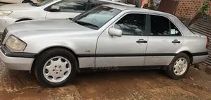 Photo - Mercedes-Benz C200 1996 Silver