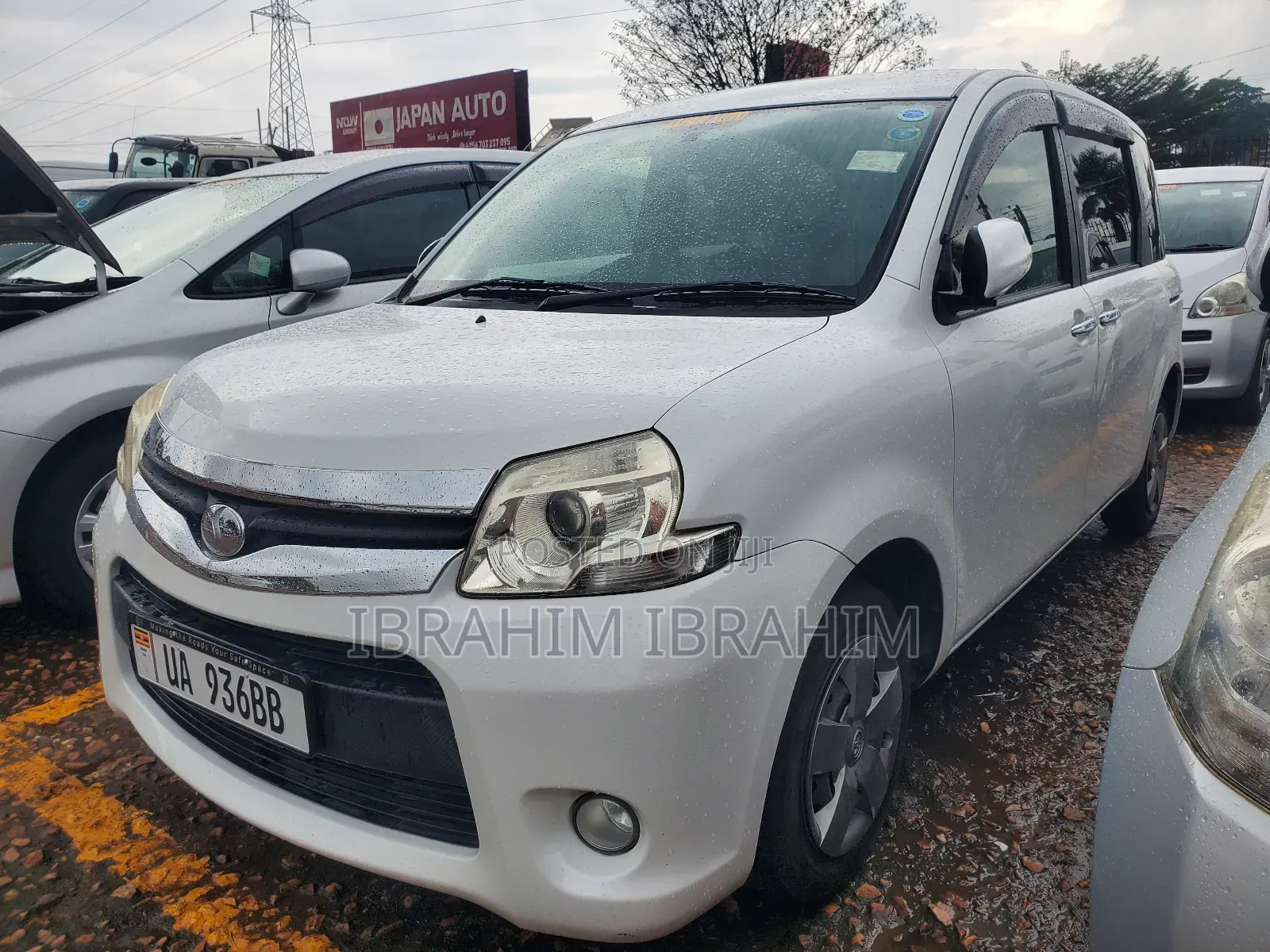 Toyota Sienta 2011 White