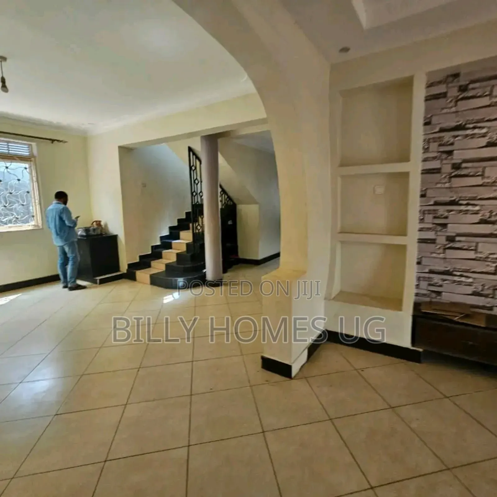 4bdrm Villa in Makindye for sale