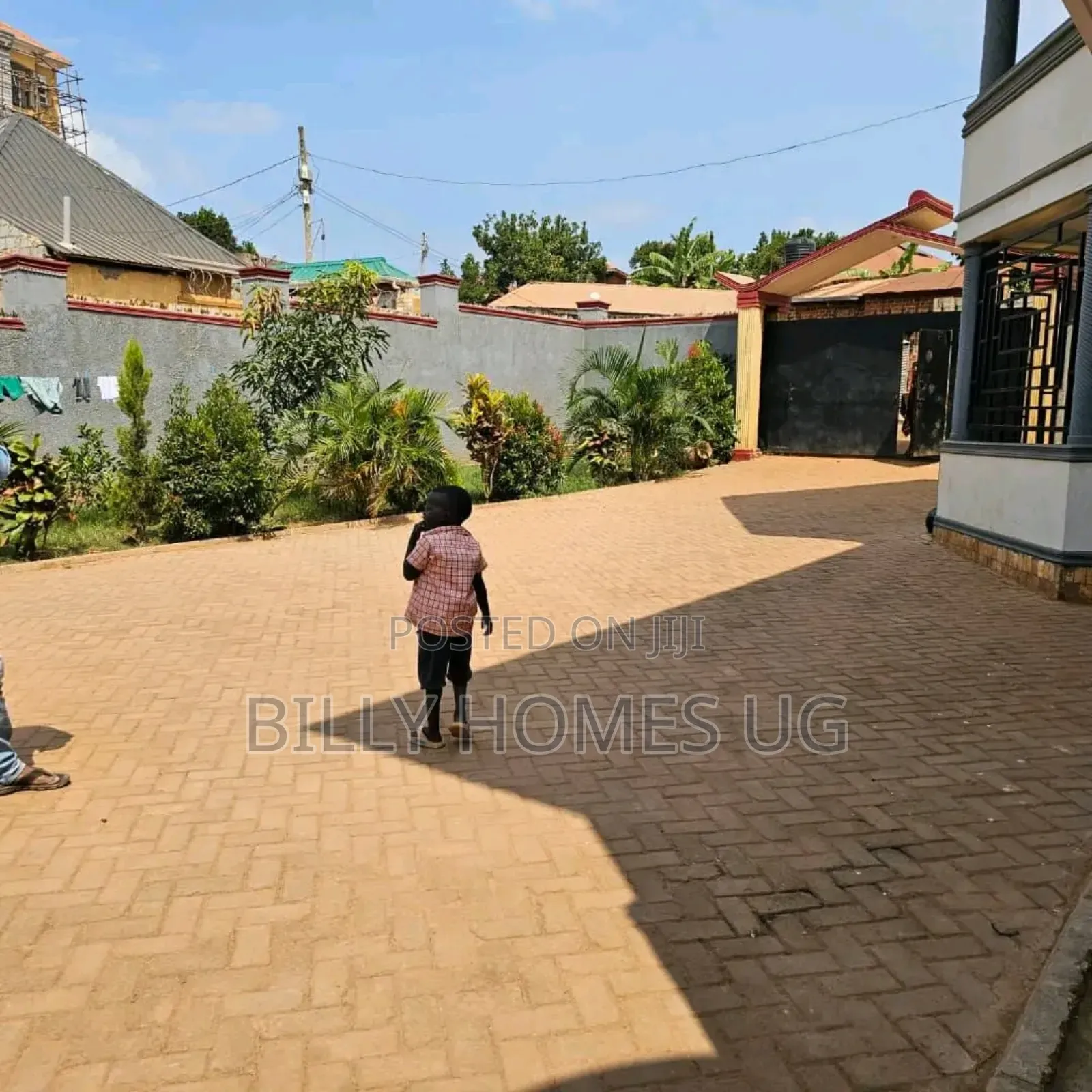 4bdrm Villa in Makindye for sale