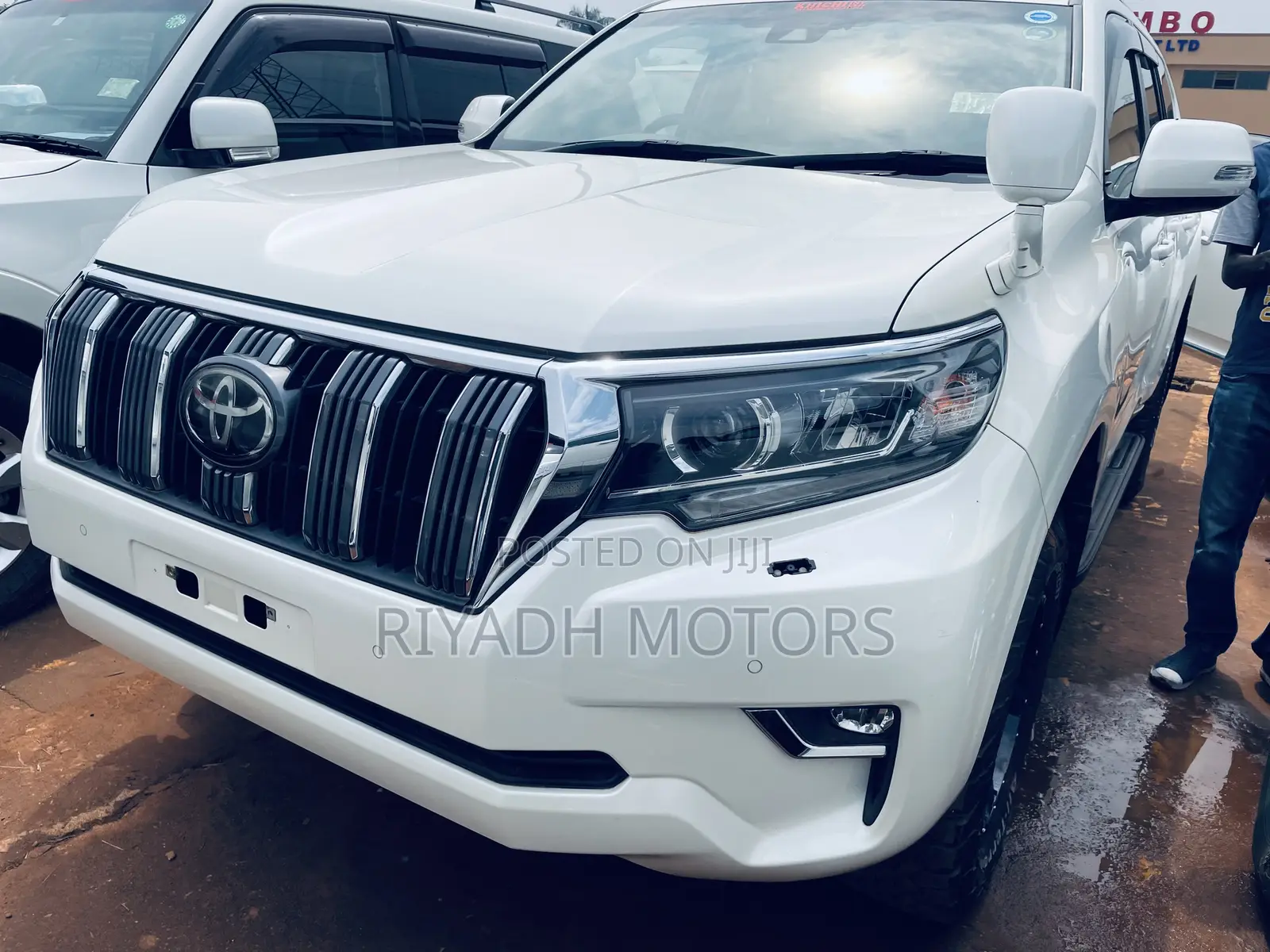 Toyota Land Cruiser Prado 2.8 2017 White