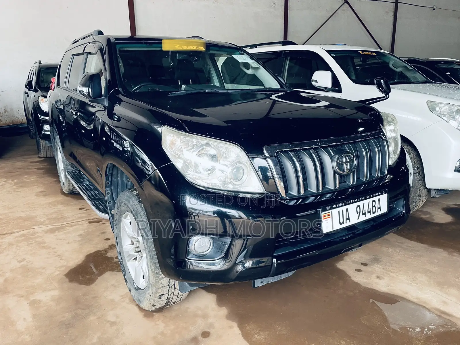 Toyota Land Cruiser Prado 2.7 i 2011 Black