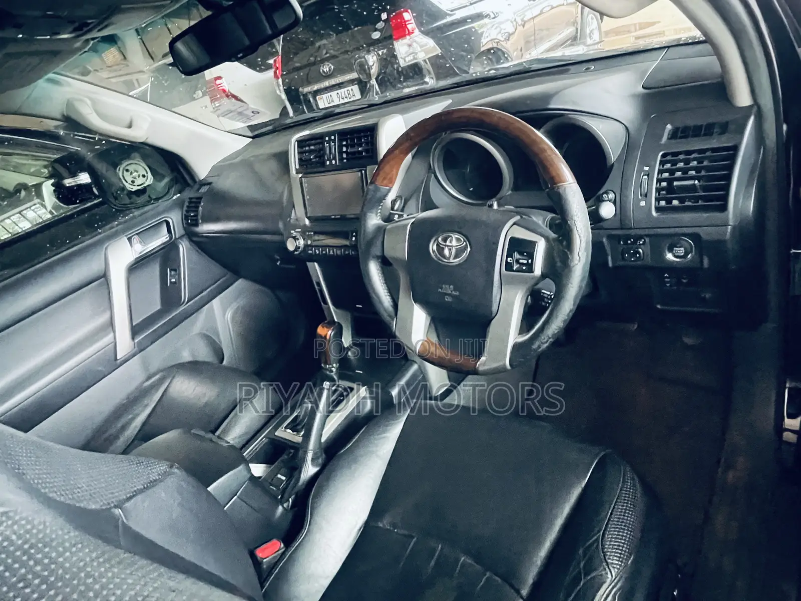 Toyota Land Cruiser Prado 2.7 i 2011 Black