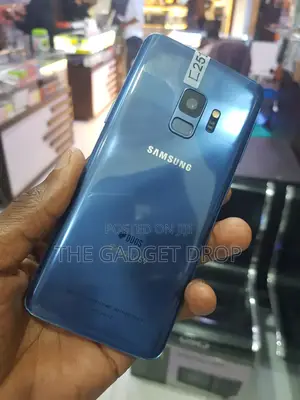 New Samsung Galaxy S9 64 GB Blue