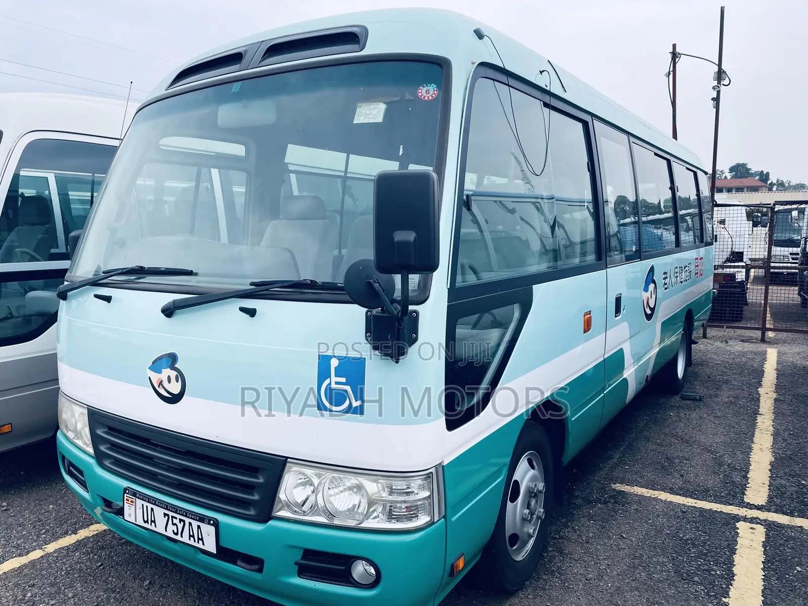 Toyota Coaster 2011 Green