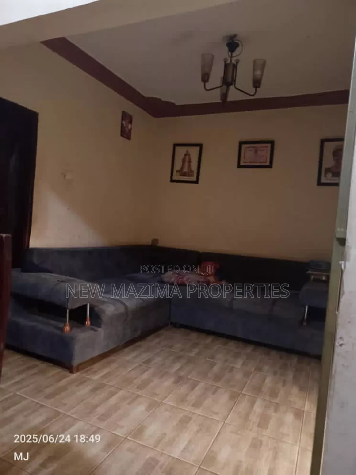 2bdrm House in Bulenga Town, Central Division for sale