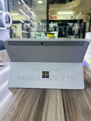Photo - Microsoft Surface 2 128 GB White