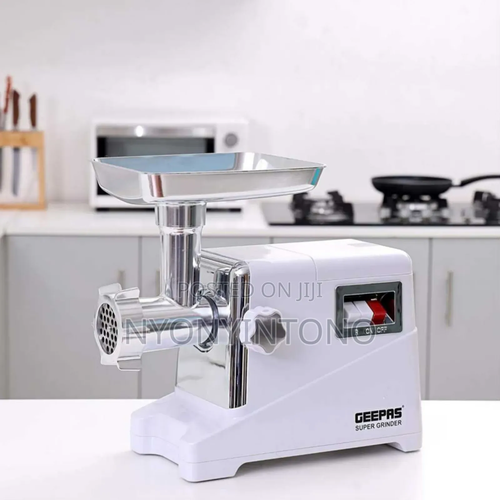 Geepas Best-Quality Electric Meat Grinder GMG-1911