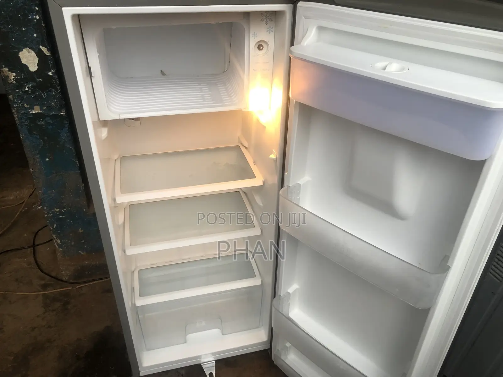 Hisense Fridge With Water Dispenser