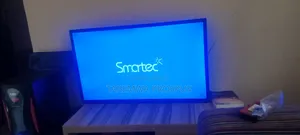 Photo - Smartec 32 Inch Smart Digital Tv