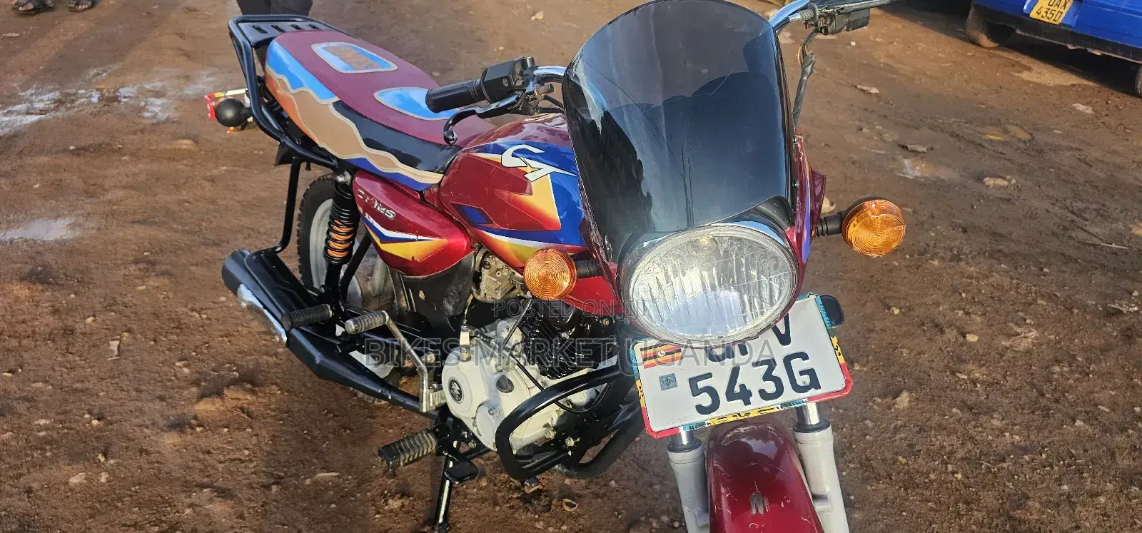 Bajaj Boxer 125 2024 Red