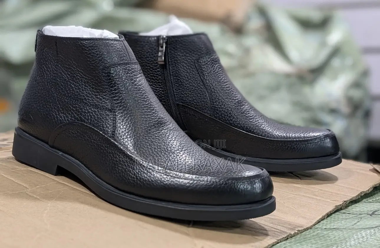 Men’S Black Clarks Formal/Gentle Laceless Leather Boots