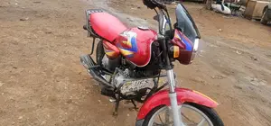 Bajaj Boxer 125 2023 Red