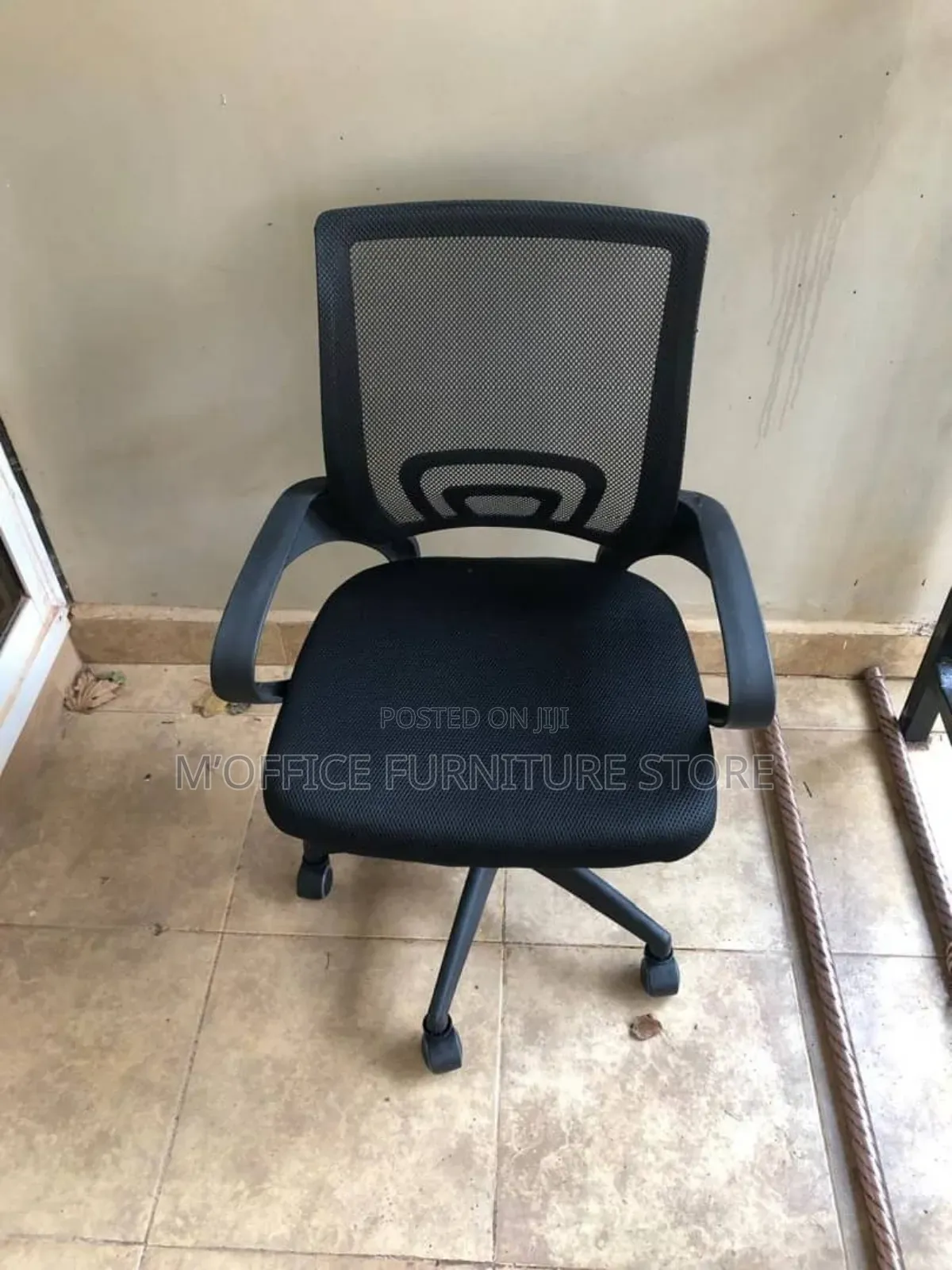 Brand New Sleek Office Chair