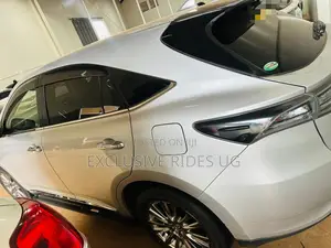 Toyota Harrier 2.5 Hybrid 4WD 2016 Silver