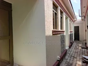 1bdrm Chalet in Mukono Bugujju for rent
