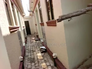 1bdrm Chalet in Mukono Bugujju for rent