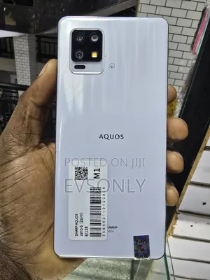 Sharp Aquos zero6 128 GB White