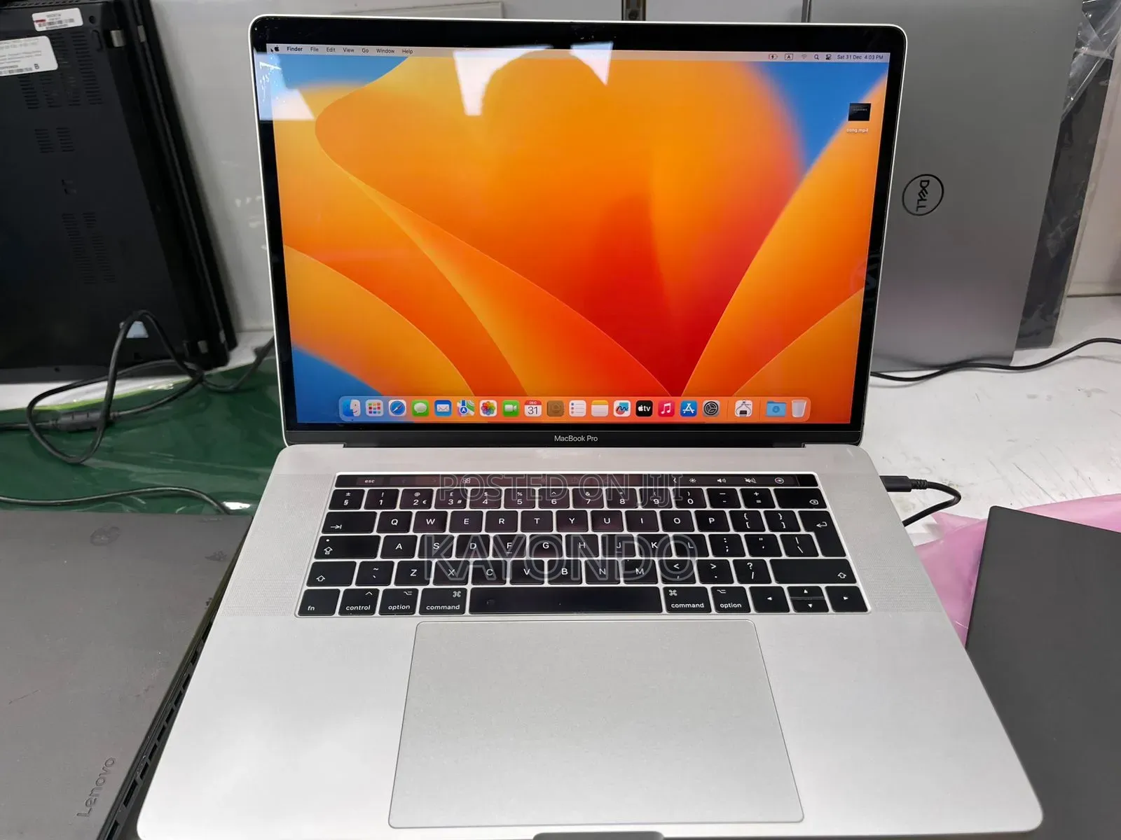 Laptop Apple MacBook Pro 2017 16GB Intel Core I7 SSD 1T