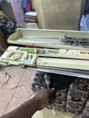 Knitting Sewing Machine for Best Sweaters With 3years Warran