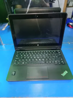 Photo - Laptop Lenovo Yoga 11e 4GB Intel Core M3 HDD 500GB