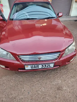 Photo - Toyota Altezza 2002 Red