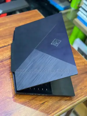 New Laptop HP Omen 17 16GB Intel Core I7 SSD 512GB