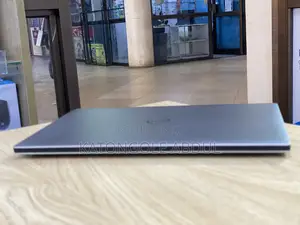 New Laptop Dell Precision 15 5510 16GB Intel Core I7 SSD 512GB